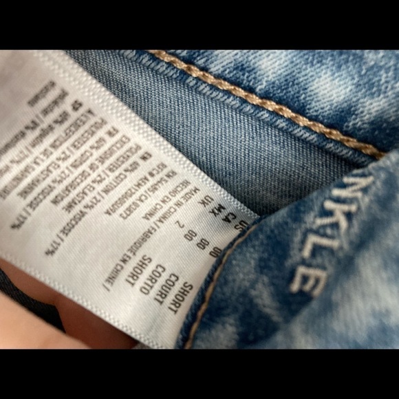 American Eagle Super Stretch Light Ripped Jeans Women's Size 00 - Picture 2 of 6